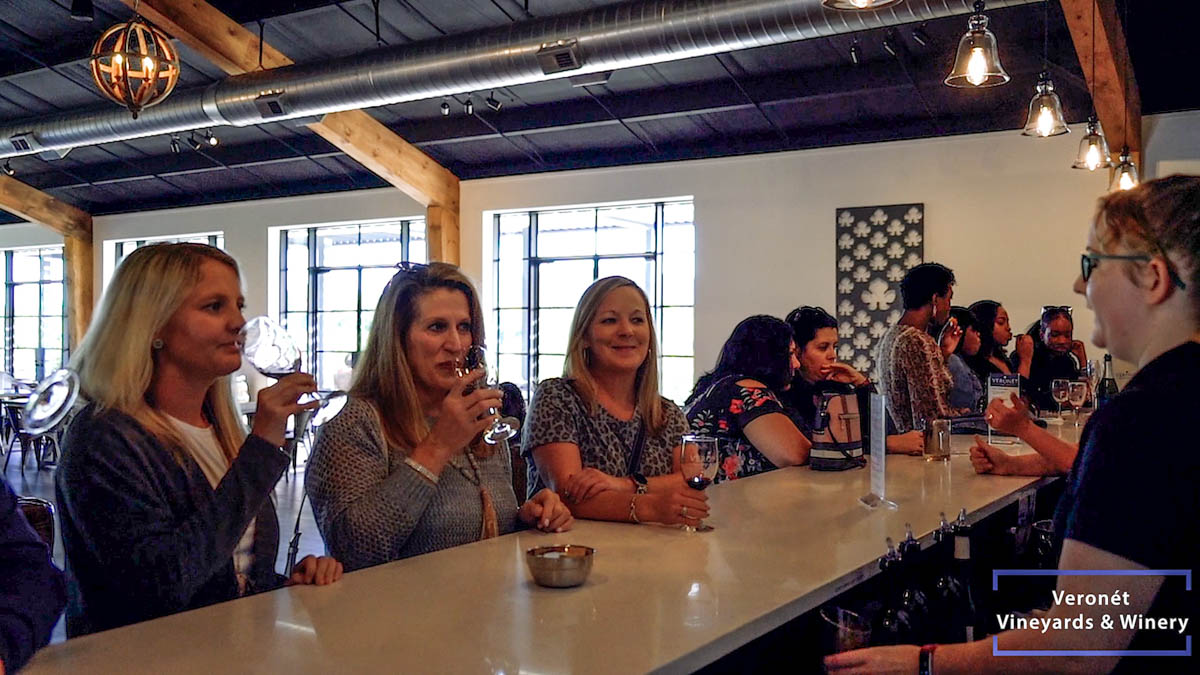 Veronét Vineyards & Winery