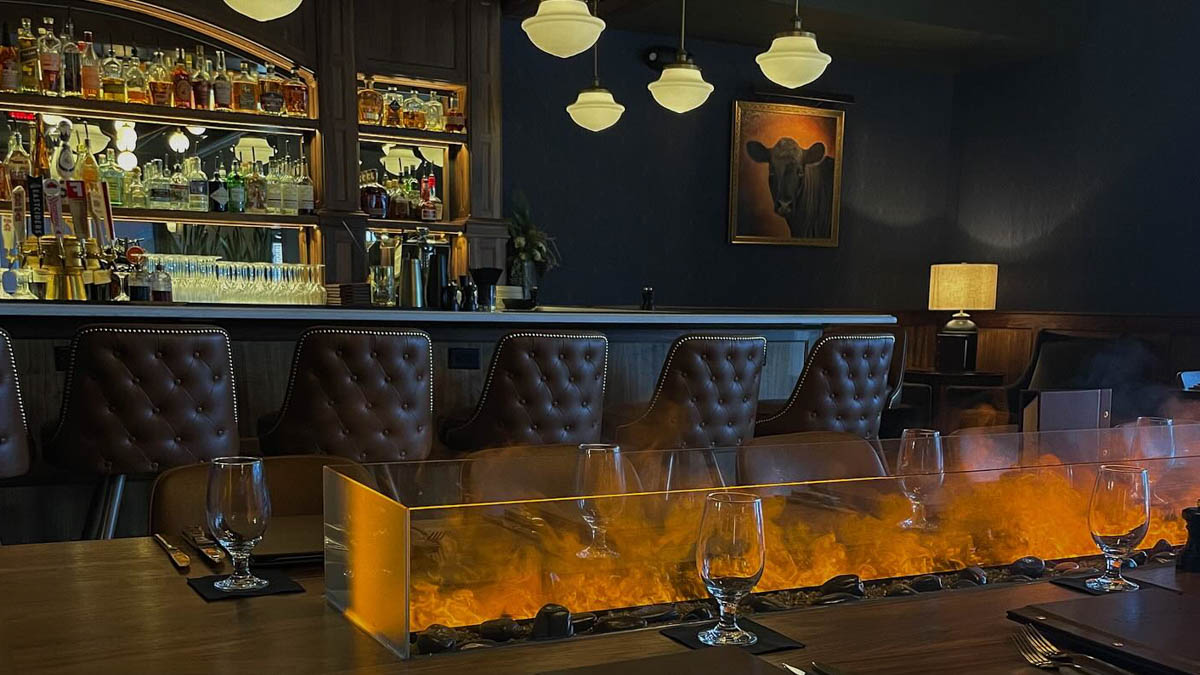 The Secret Reason Foodies Are Heading to Hanging Rock (And It’s Not the View!)